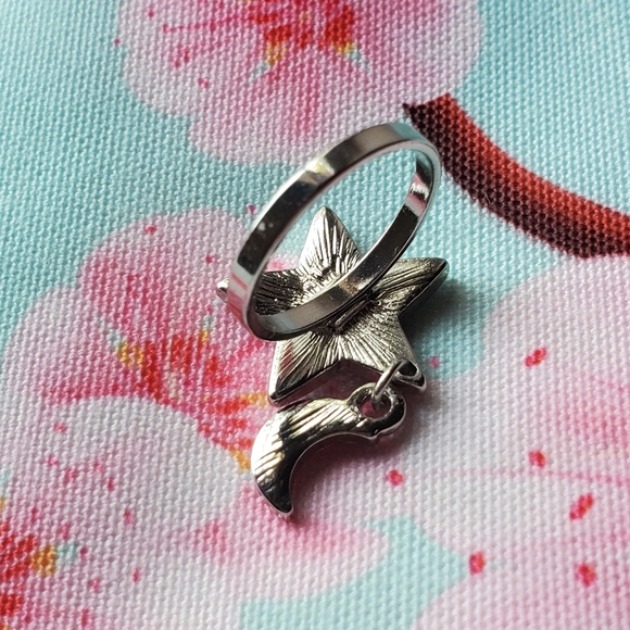 Star Ring With Moon Charm - Picture 8 of 16